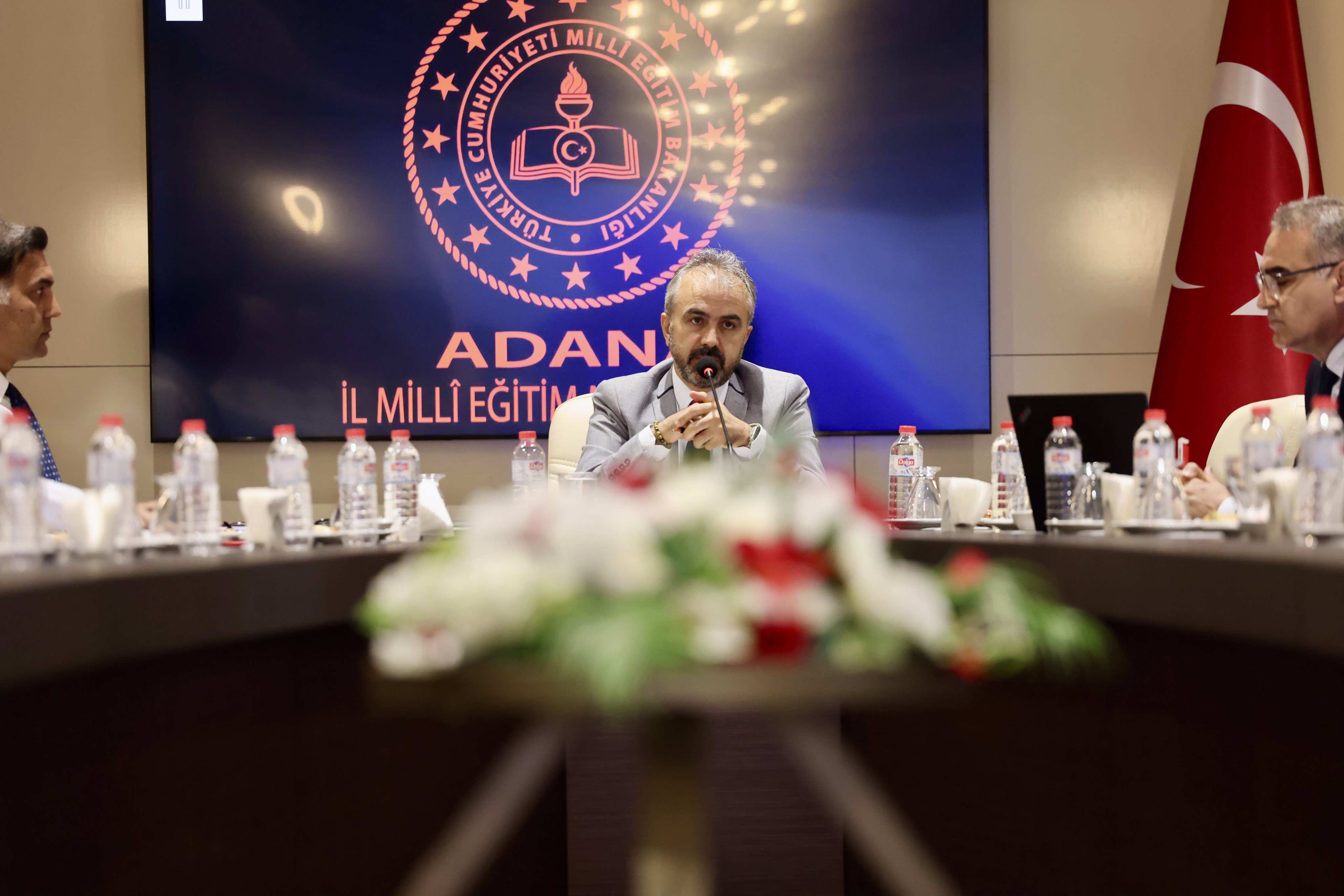 Gz Lyb U8 Wo A A P Mbk