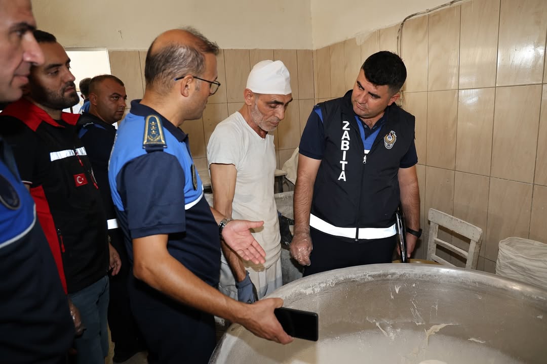 Hemşehrilerimizin Sağlığı Ve Güvenliği Için Denetimlerimizi Aralıksız Sürdürüyoruz. ✅Belediyemiz