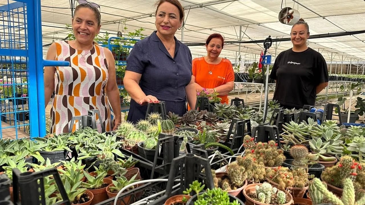 Milletvekili Muzeyyen Sevkinden Meryem Kadin Kooperatifine Ziyaret 3