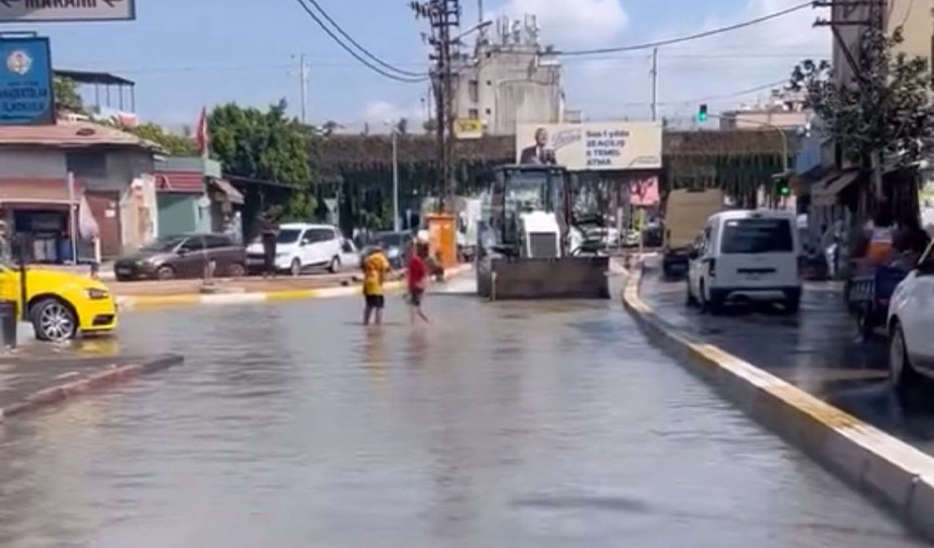 Su Borusu Patlamasi Saydam
