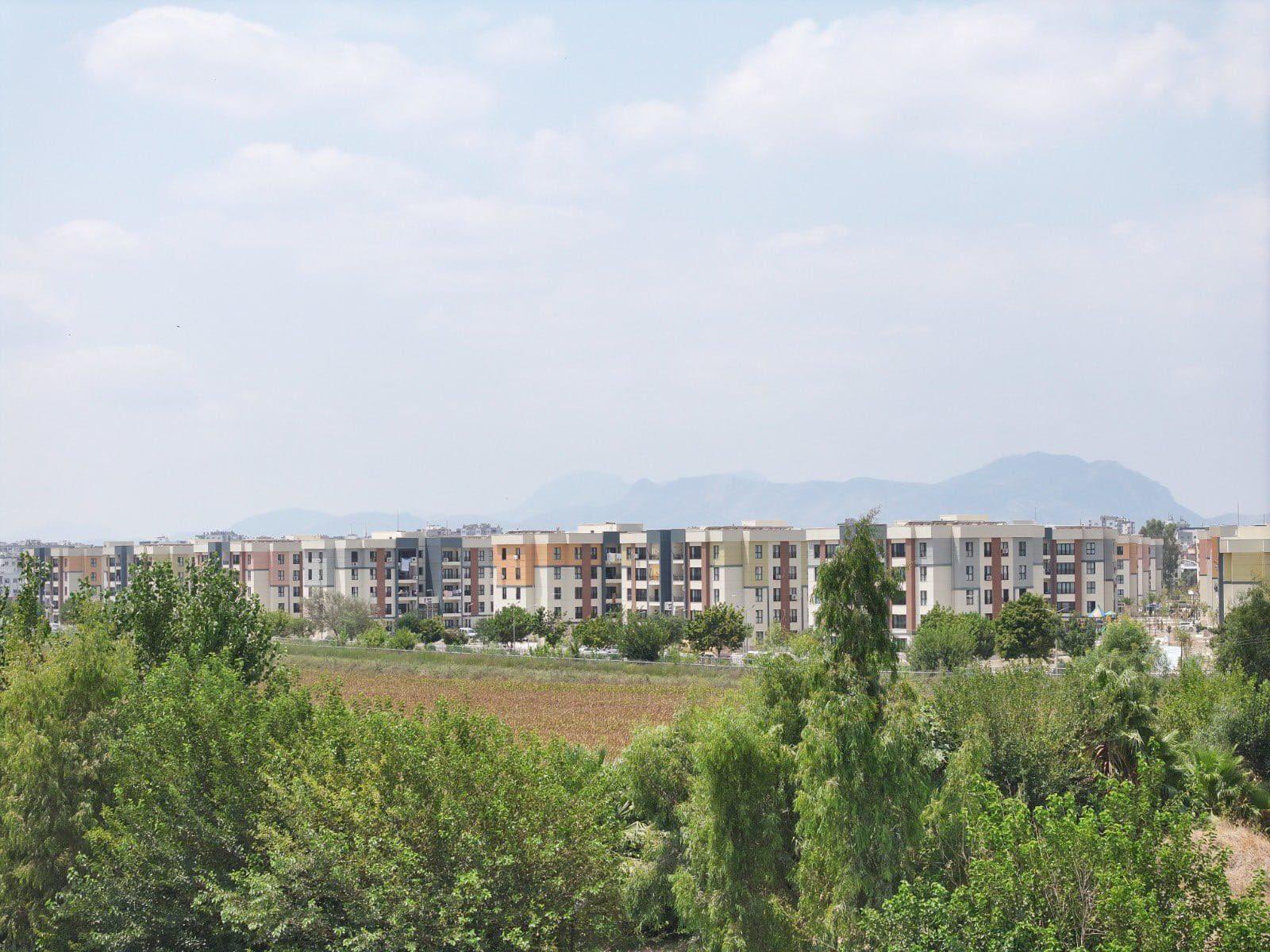 Adana’da Konut Seferberliği Sürüyor Vatandaşlar Yeni Evlerine Kavuşuyor2