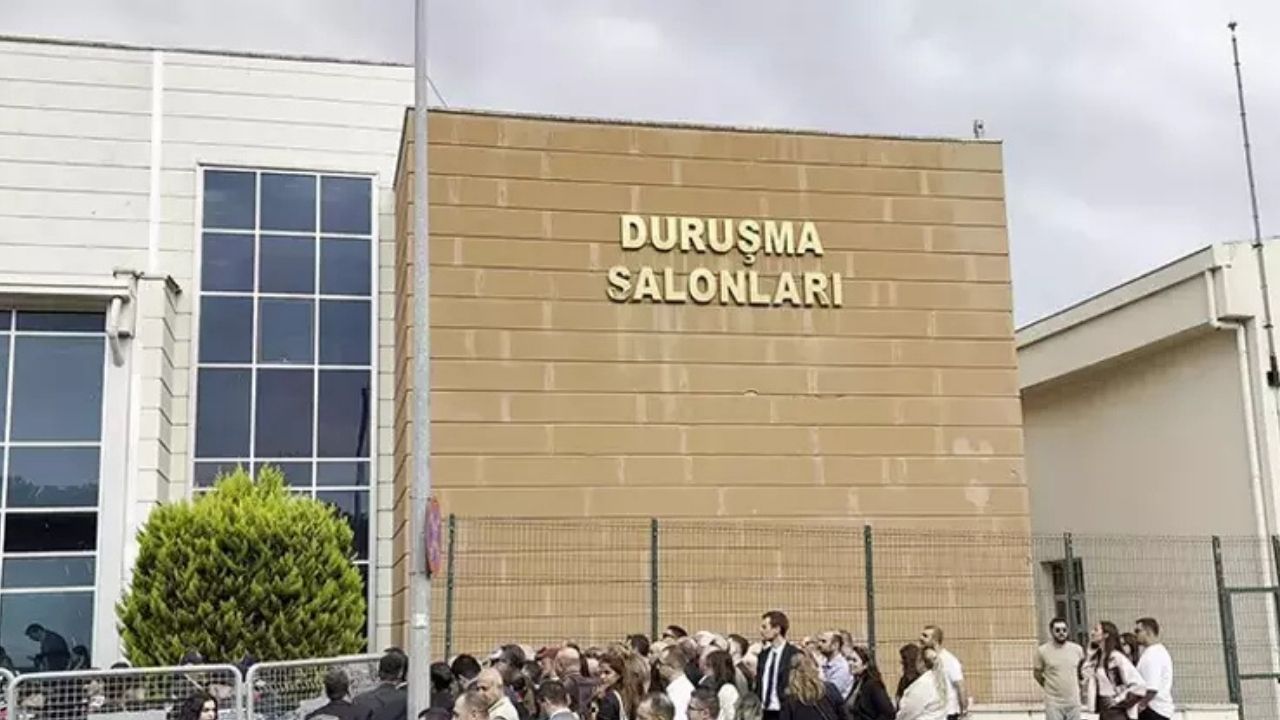 Ekrem Imamoğlu (1)-1