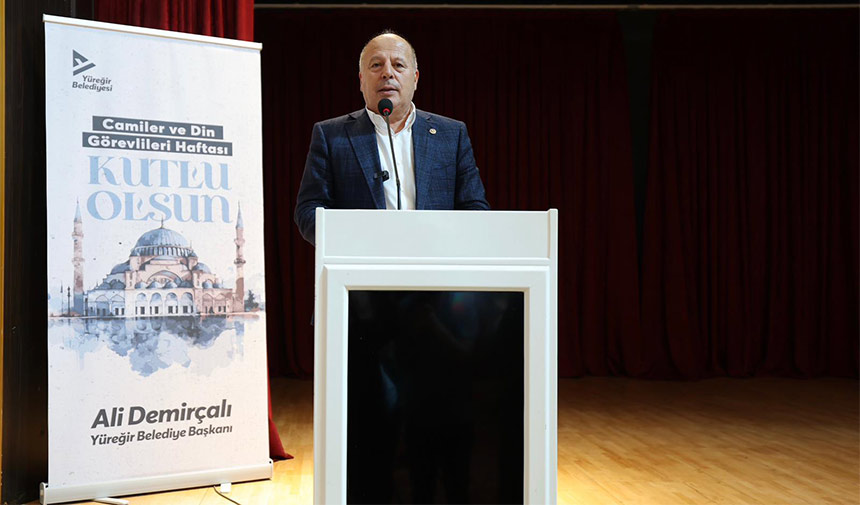 Ali Demircali Din Adamlari Gunu