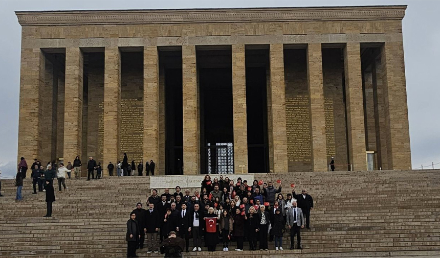 İyilik Yolcuları Atatürk’ün Huzurunda Haberi3