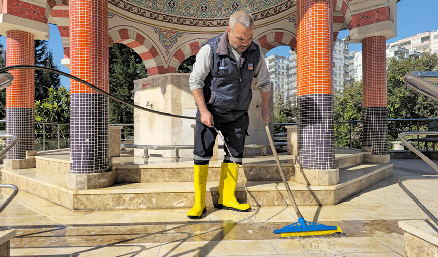 Çukurova’da Camiler Bayrama Hazırlanıyor 2