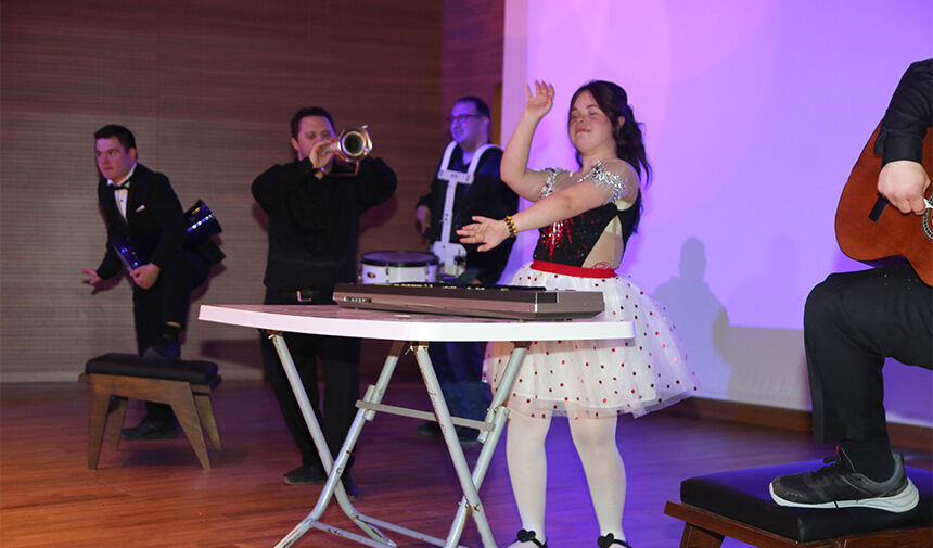 Türkiye’de Bir İlk ‘+1 Orkestrası’ 3