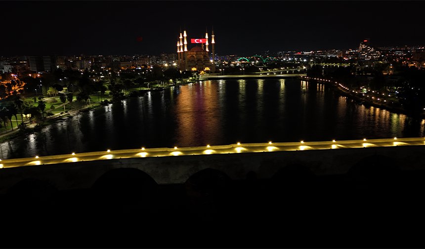 Adana’nın Tarihi Taşköprü Işıldıyor İlk Etap Tamamlandı! 2