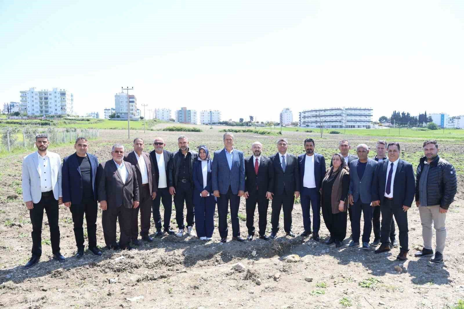 İl Sağlık Müdürü Sahada: Karataş’taki Hastane Projesinde Son Durum Ne?