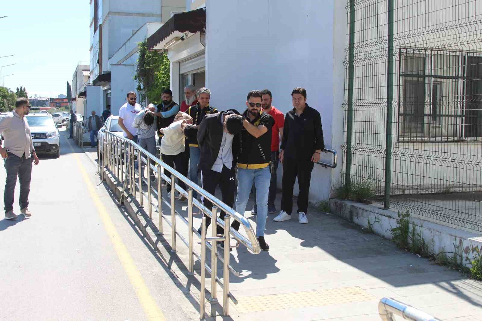 Adana’da Kanlı Saldırının Perde Arkası! 500 Saatlik Kamera Kaydı Her Şeyi Ortaya Çıkardı