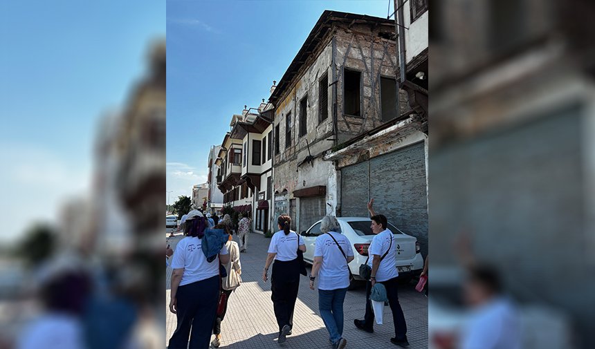Adana’da “ Kent Yürüyüşü Eşitlik Perspektifiyle Saha İncelemesi 5