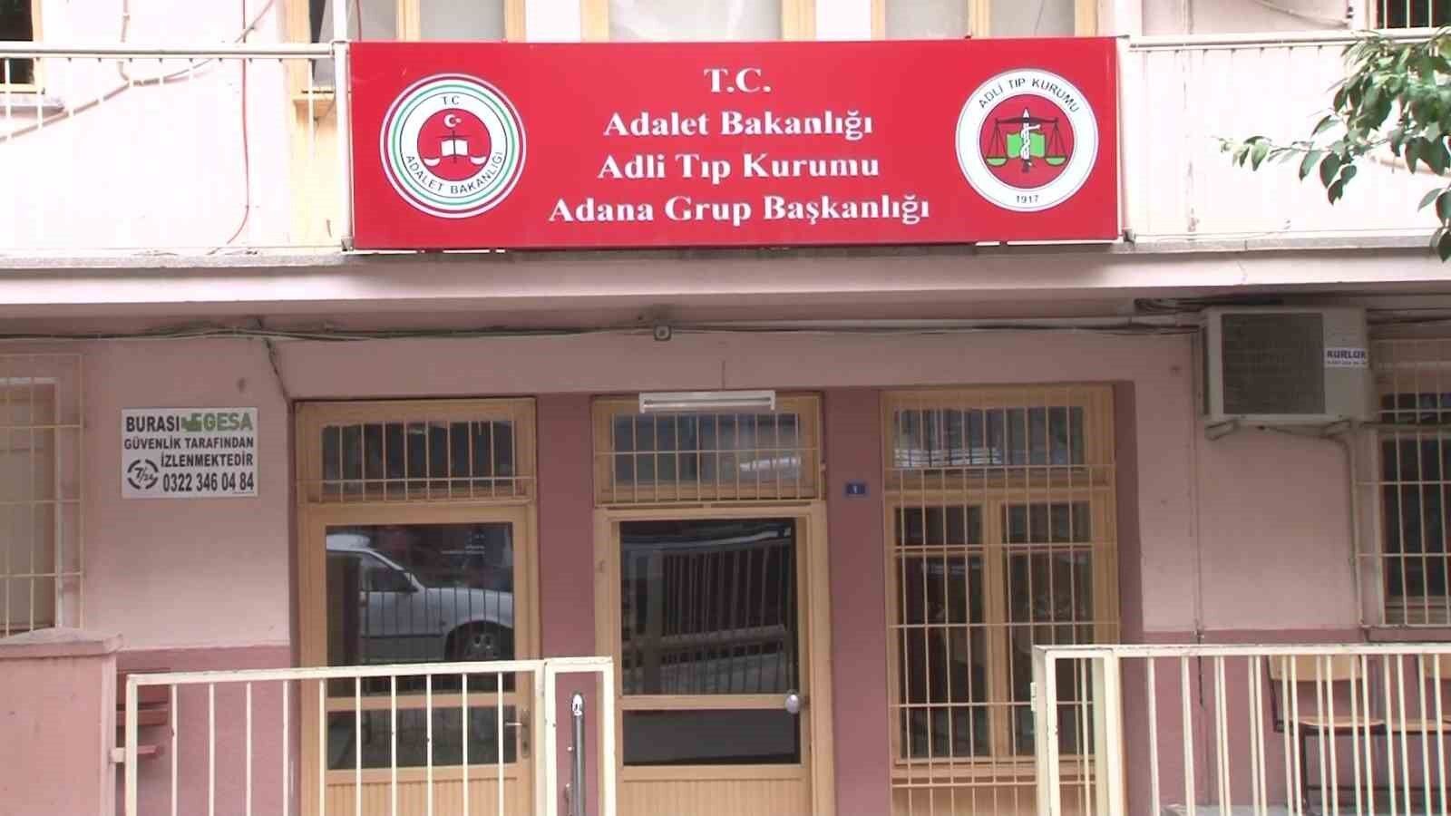Seyhan’da Silahlar Konuştu! Genç Adam Kurtarılamadı