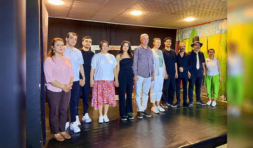 Akdeniz Sanat Günleri’nde Tiyatro, Şiir Ve Edebiyat Buluştu 2
