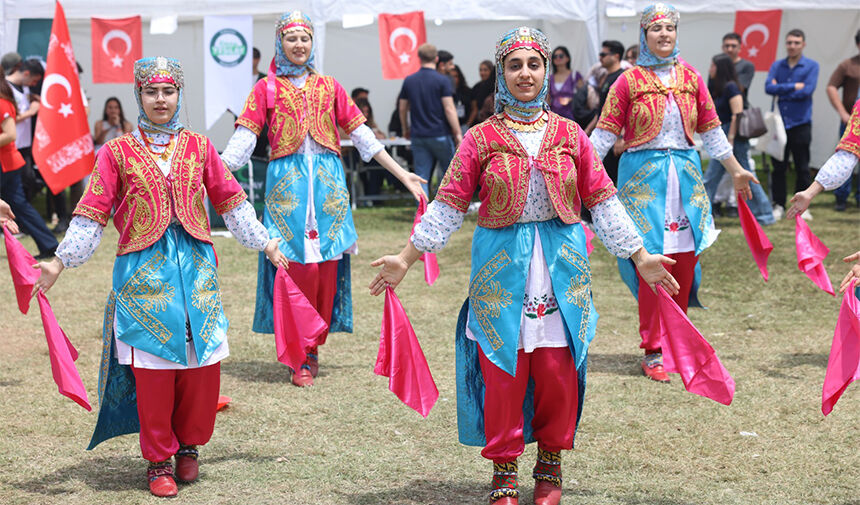 Çukurova Ü N İ F E S T 2026 Unutulmaz Anlar Yaşattı 2