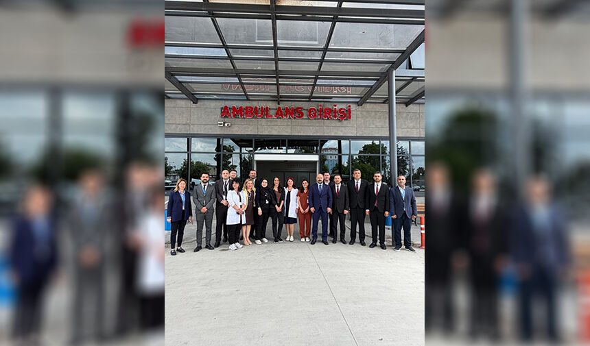 Halil Nacar, Şifa Bekleyen Hastalarla Bayramlaştı 2