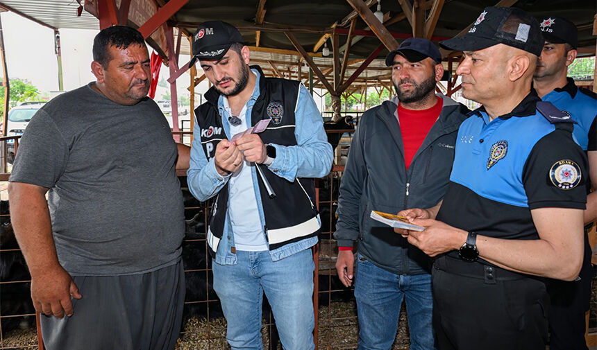 Kurban Pazarında ‘ Sahte Para’ Uyarısı 2