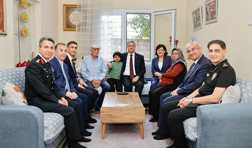 Vali Mustafa Yavuz’dan Duygulandıran Bayram Ziyareti