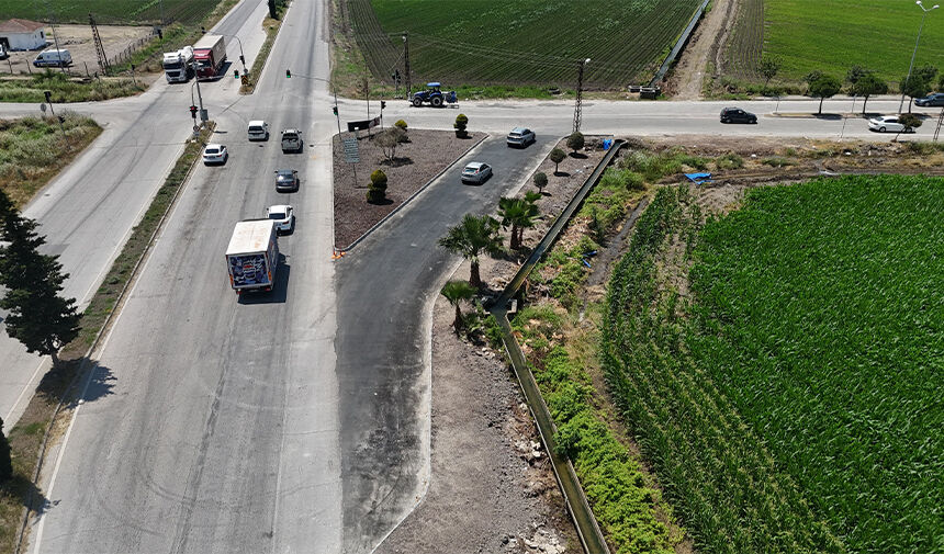 Ceyhan’da Trafiği Rahatlatacak Dev Hamle! Üçüncü Akıllı Kavşak Hizmete Açıldı 3