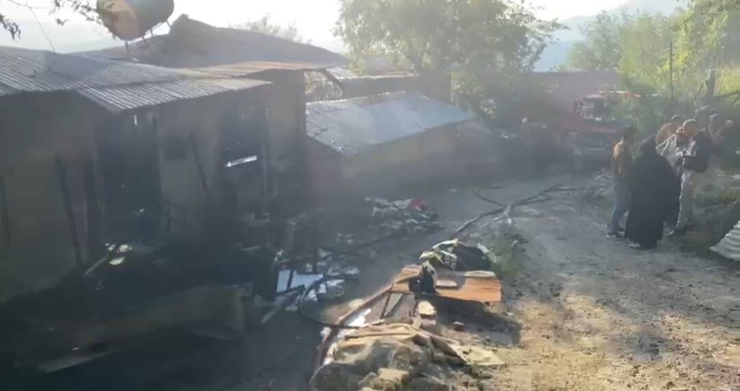Kozan’da Korku Dolu Anlar! Yayla Evindeki Yangın Ormana Sıçradı
