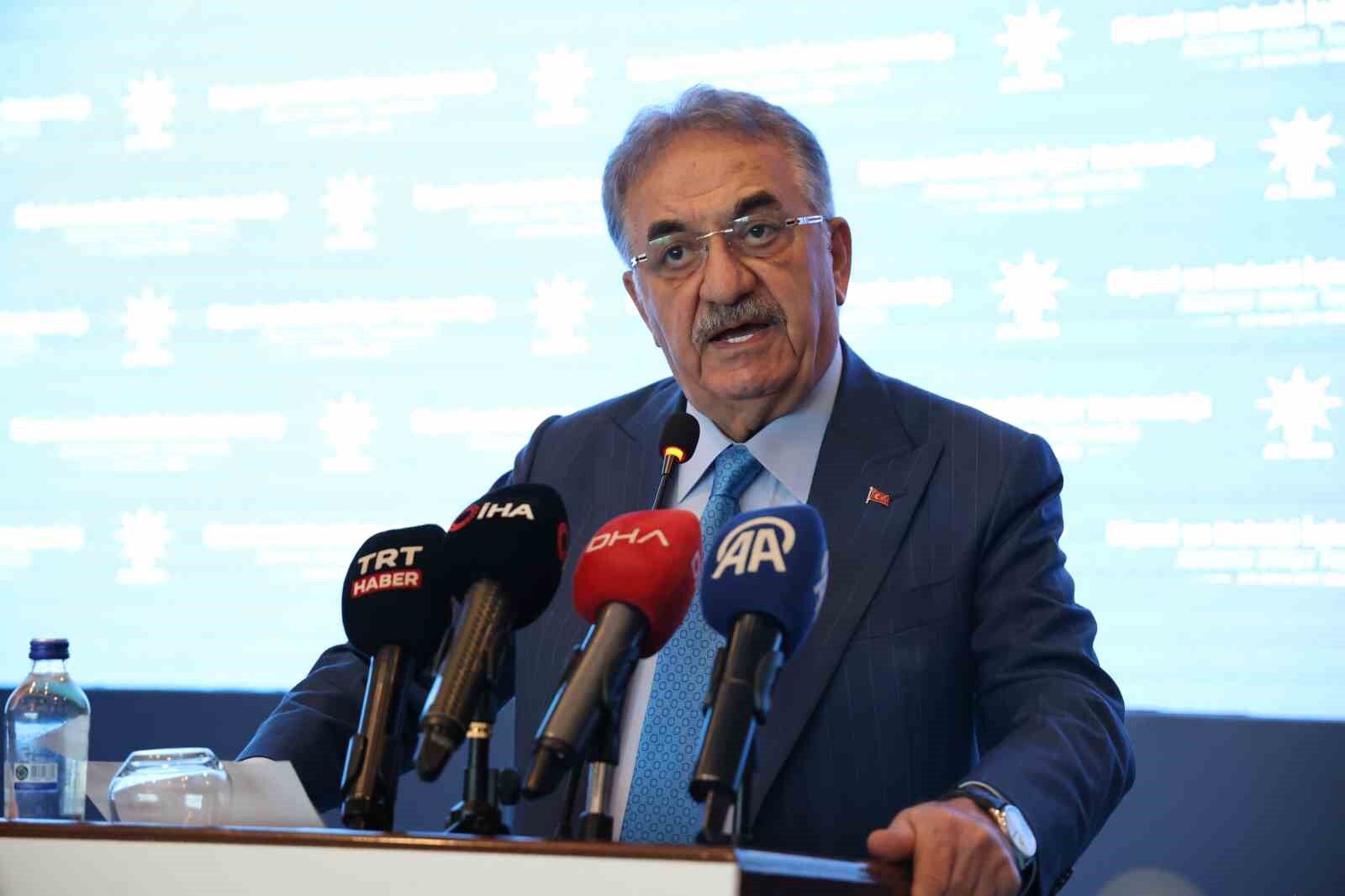 Hayati Yazıcı'dan Kritik Anayasa Mesajı: "Son Sözü Millet Söyleyecek"