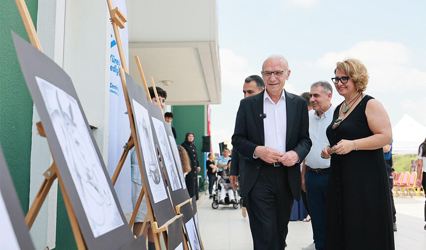 Yüreğir’de Emek Ve Sanat Bir Araya Geldi! Kursiyerlerin Eserleri Hayran Bıraktı 5