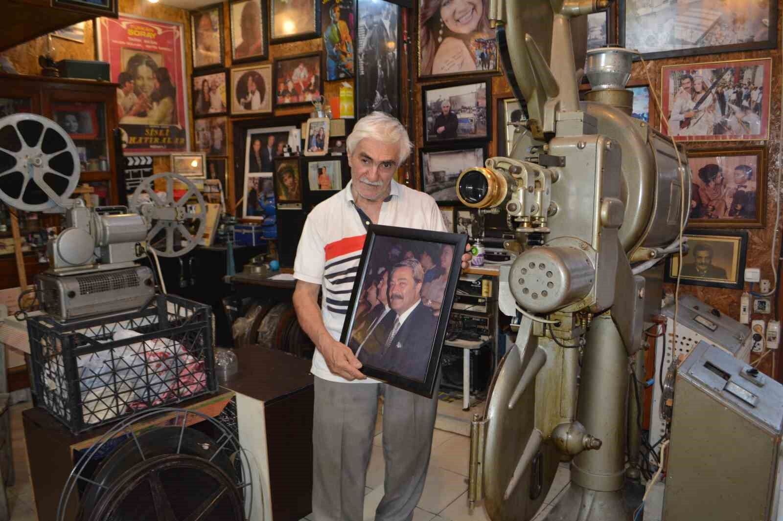 Adana’da Kadir İnanır’a Duygu Dolu Veda!