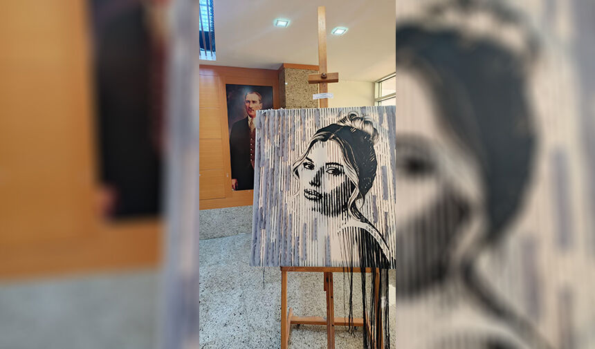Çukurova Üniversitesi Güzel Sanatlar Fakültesi'nde Mezuniyet Sergisi Düzenlendi