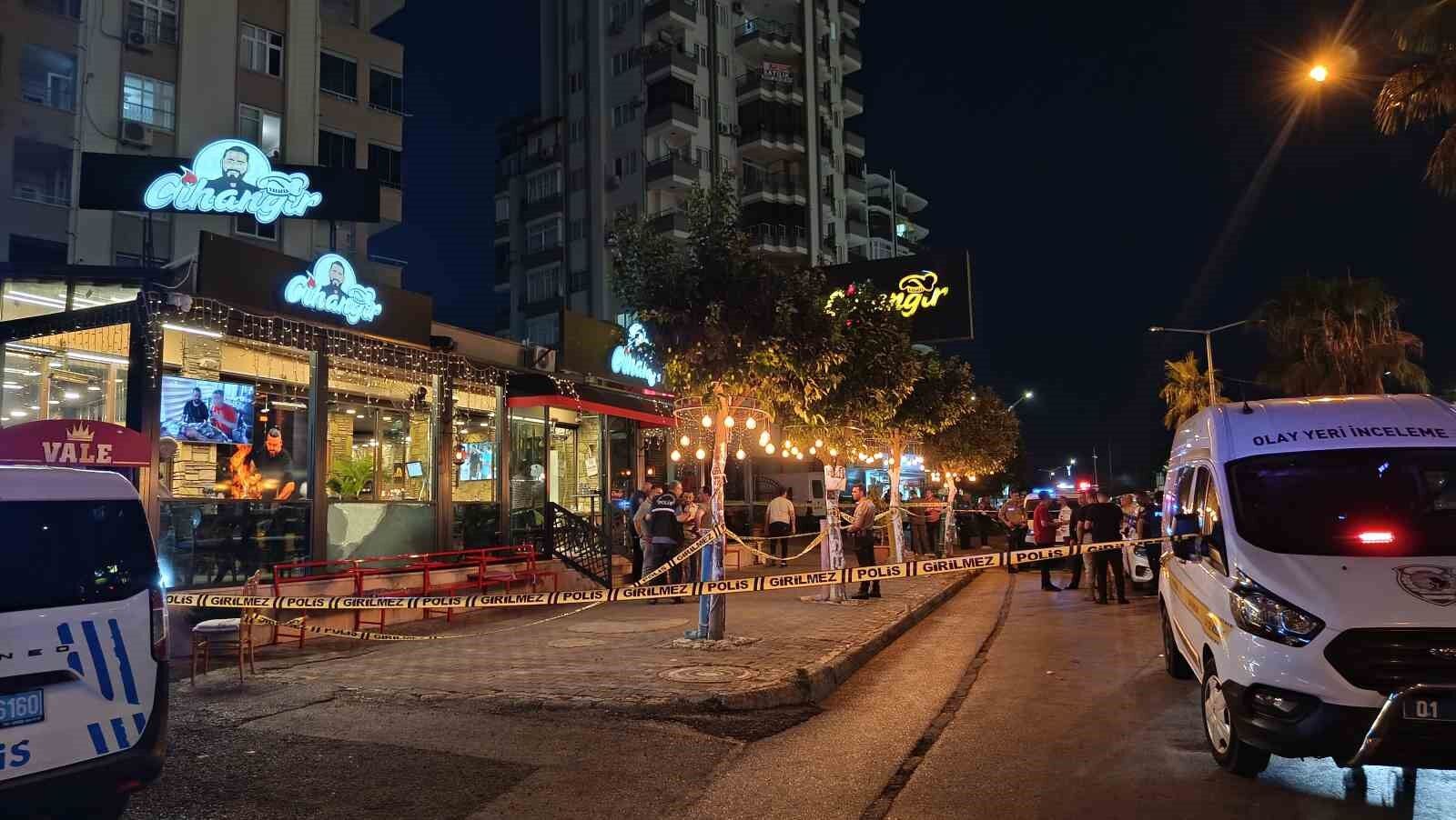 Adana'da Kebapçıya Kurşun Yağdı! Yemek Yerken Vuruldular