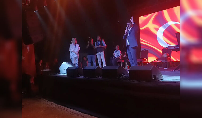 Yavuz Ağıralioğlu'ndan Adana'da Dikkat Çeken Çıkış! 3