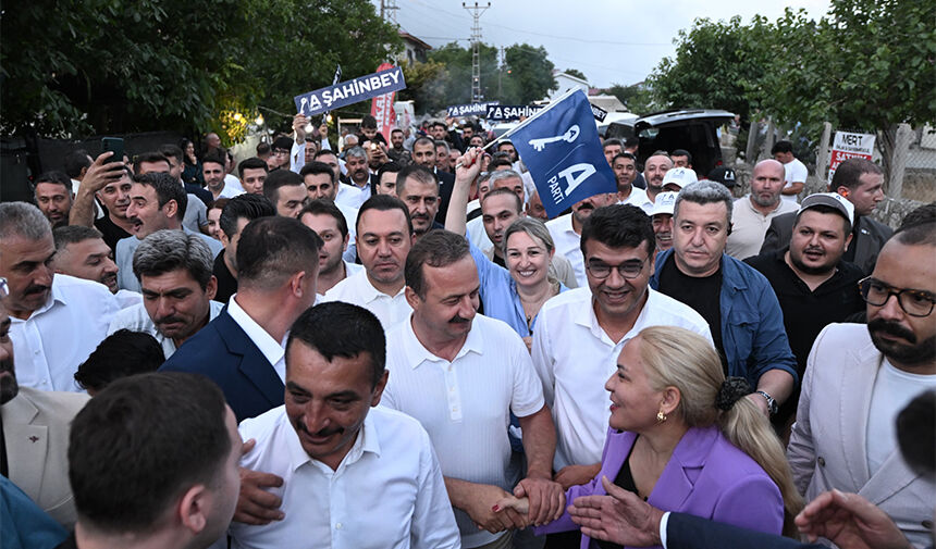 Yavuz Ağıralioğlu'ndan Adana'da Dikkat Çeken Çıkış! 4