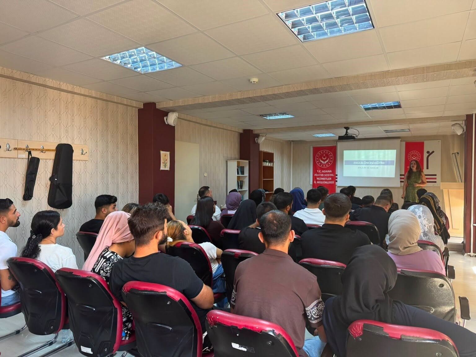 Evlilik Kredisi Alan Çiftlere Zorunlu Destek! Adana'da Dikkat Çeken Eğitim