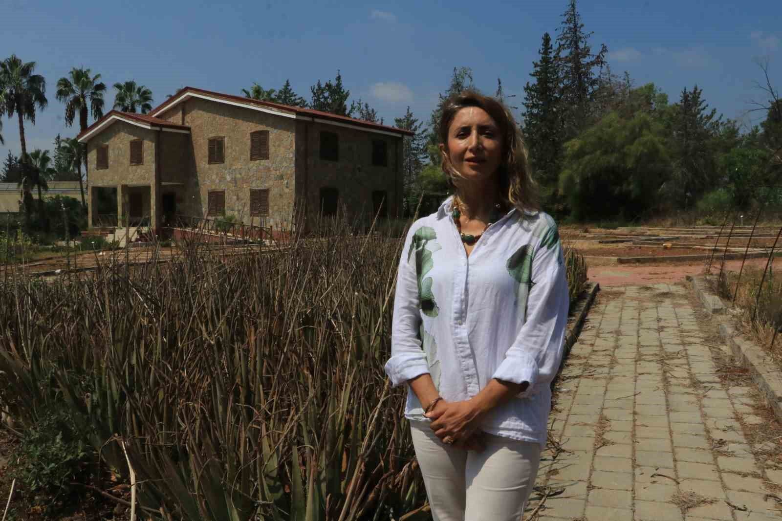 Adana’da Görenleri Şaşırtan Bahçe!