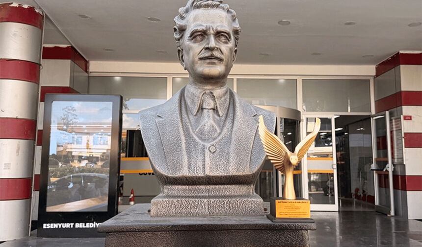 Akif Manaf Sağlık Ve Barış Ödülü Nâzım Hikmet Ran’a İthaf Edildi 2