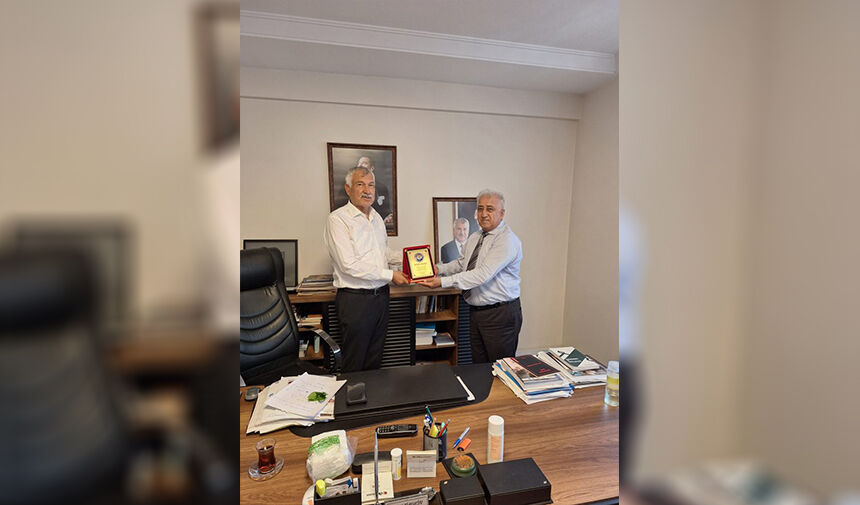 Anadolu Emekliler Derneği'nden Zeydan Karalar'a Anlamlı Ziyaret! 2