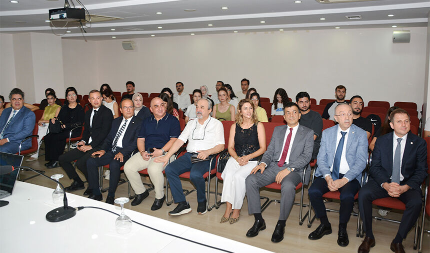Ecz. Elekarışmaz, “ Eczacılıkta İstihdamın Artırılması İçin Var Gücümüzle Çalışıyoruz” 4