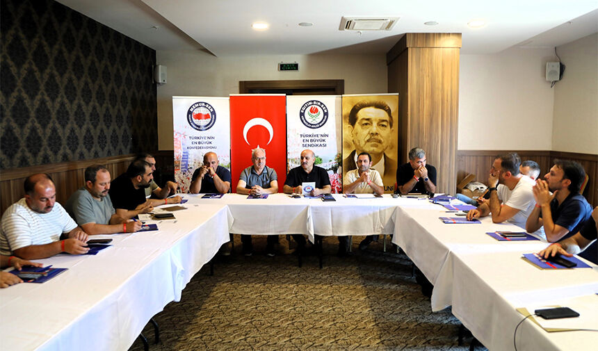 Eğitim Bir Sen Adana Şubesi 3. İstişare Ve Bilgilendirme Toplantısını Tamamladı 5