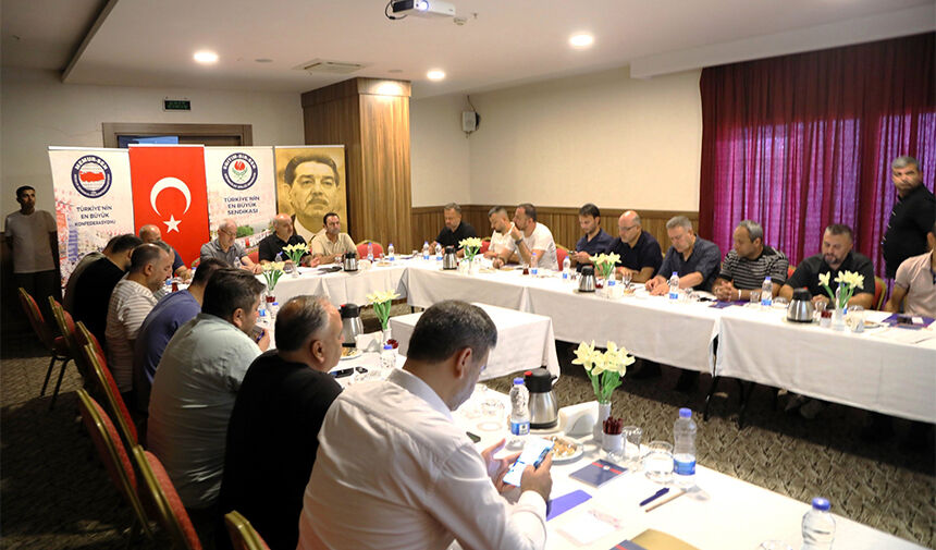 Eğitim Bir Sen Adana Şubesi 3. İstişare Ve Bilgilendirme Toplantısını Tamamladı 8