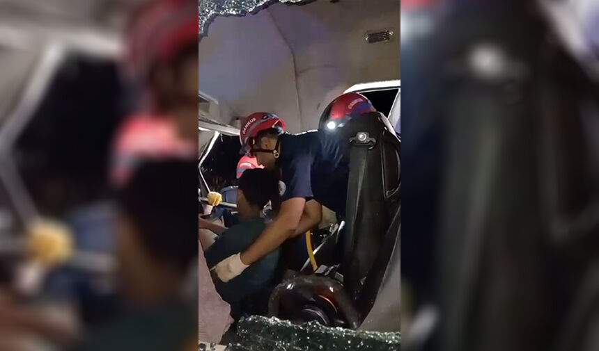Eve Dönüş Yolunda Facia 1 Ölü, 14 Yaralı Haberi 6