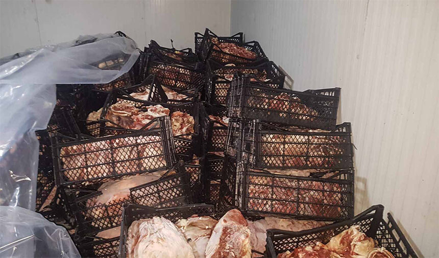 Kurban Etleri Sucuk Olacaktı! 11