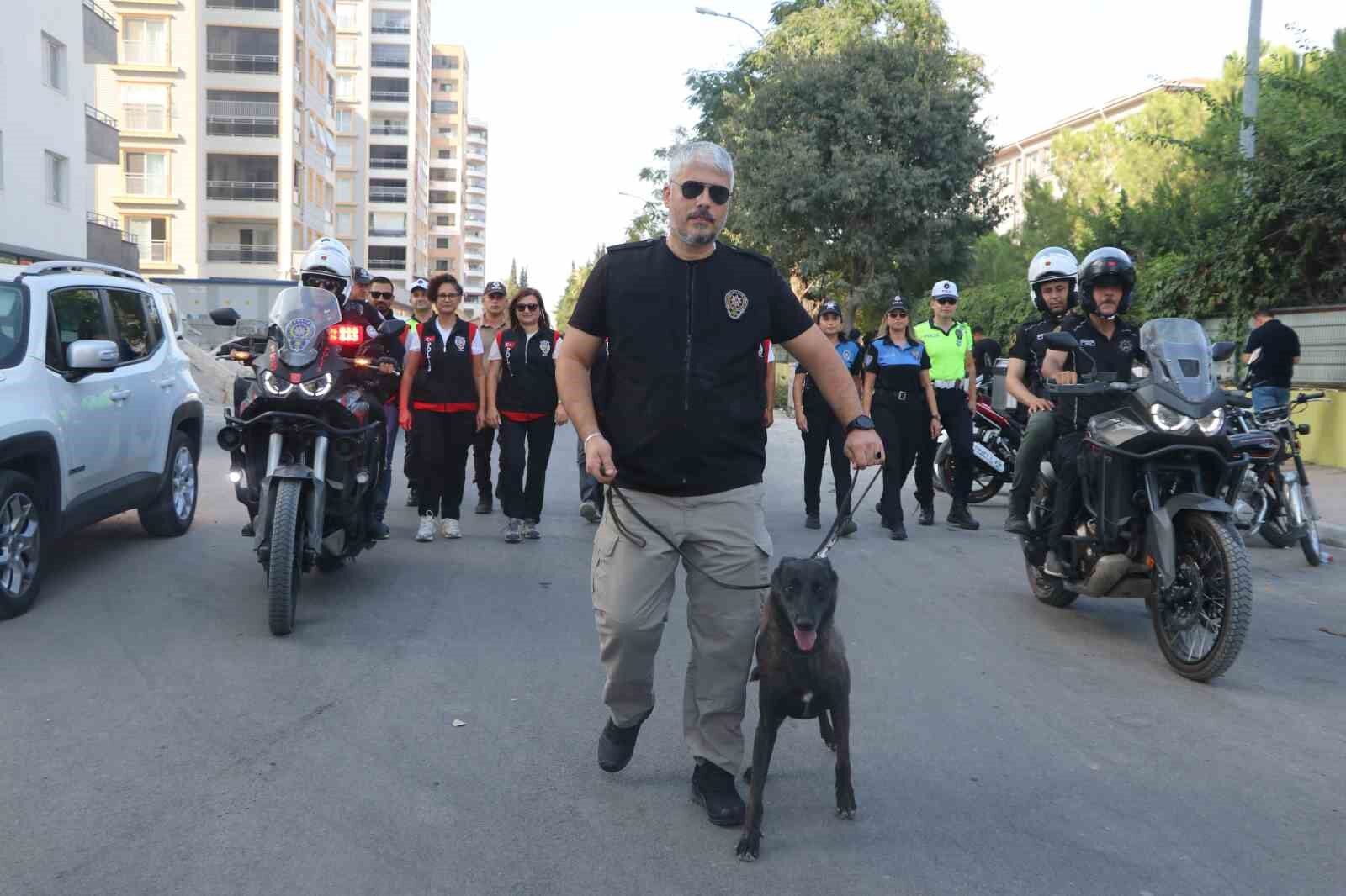 Yeni Eğitim Yılının İlk Gününde Sıkı Güvenlik!