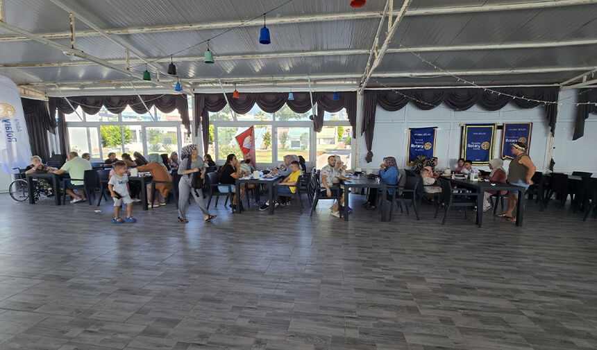 Altı Yıldır Değişmeyen Tek Şey Çocukların Mutluluğu Haberi 10