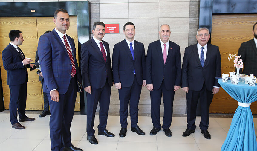 ‘ Bağımsız Yargı’ Vurgusu 12