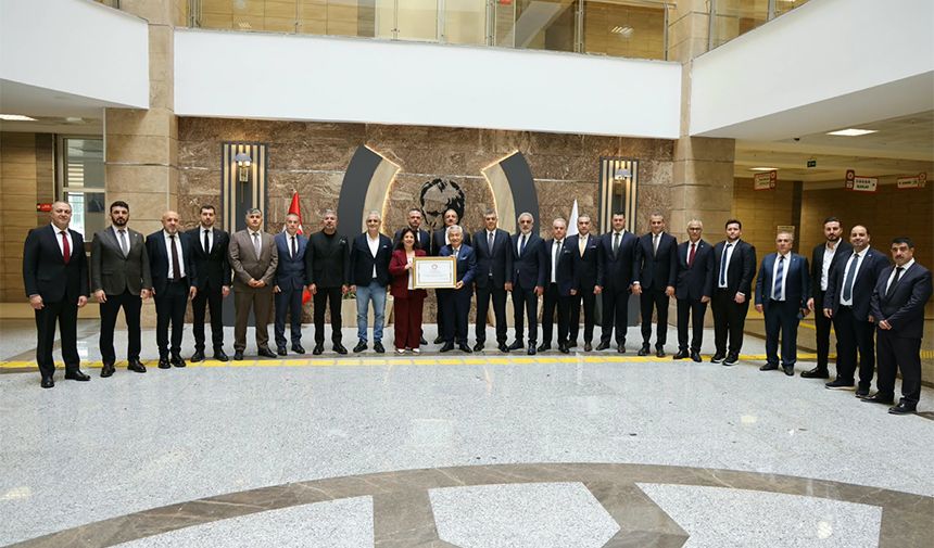 A T O’da Yeni Döneme Çiçekli Karşılama 3
