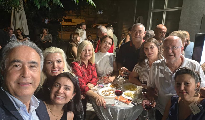 Adana’da Objektiflerden Yansıyan Hikâyeler Sergiye Dönüştü 3