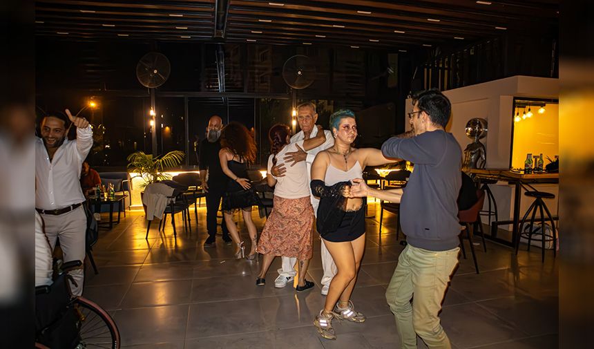 Ata Ivak’la Bahar Noa Terrace’de Dans Akşamları Devam Ediyor Haberi 5