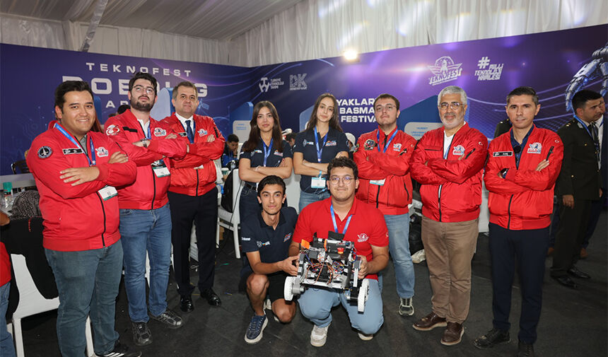Çukurova Üniversitesi, T E K N O F E S T 2026’Dan Başarılarla Döndü 10