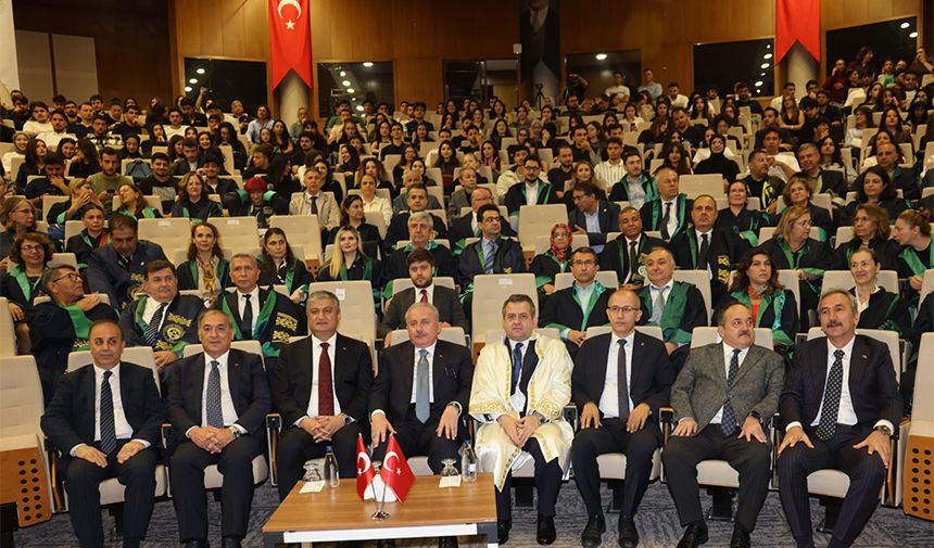 Çukurova Üniversitesinde 2026 2027 Akademik Yılı Açılış Töreni Gerçekleştirildi 5