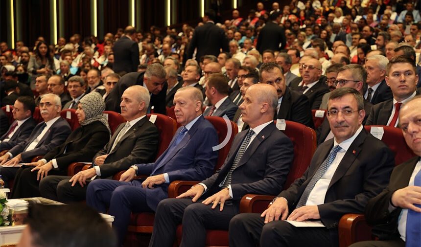 Çukurova Üniversitesine Y Ö K Üstün Başarı Ödülü 2