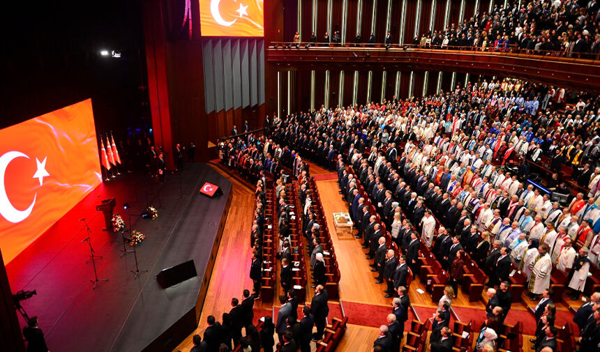Çukurova Üniversitesine Y Ö K Üstün Başarı Ödülü 3