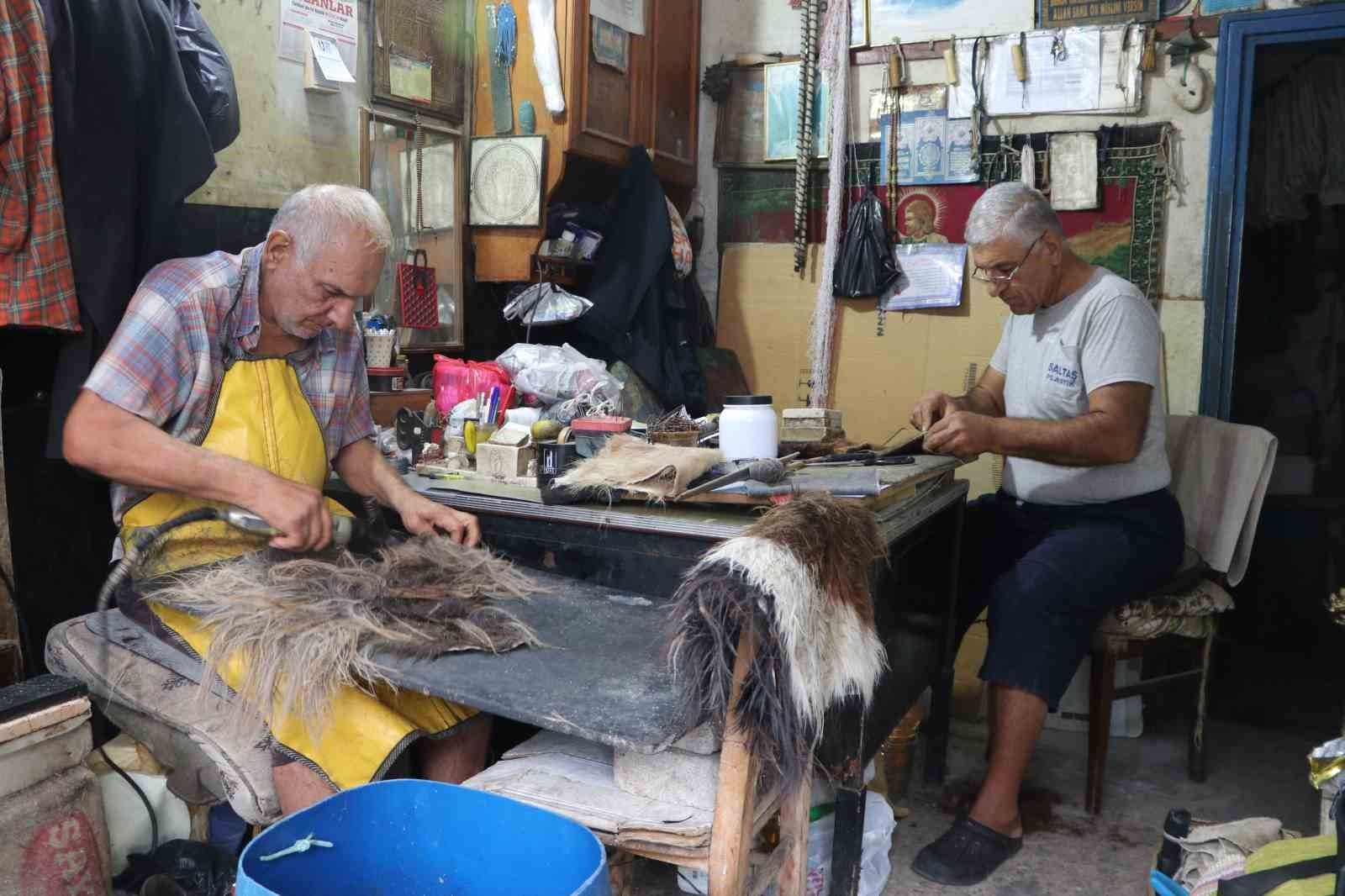 Adana’da 60 Yıllık Mesleği Yaşatıyorlar!