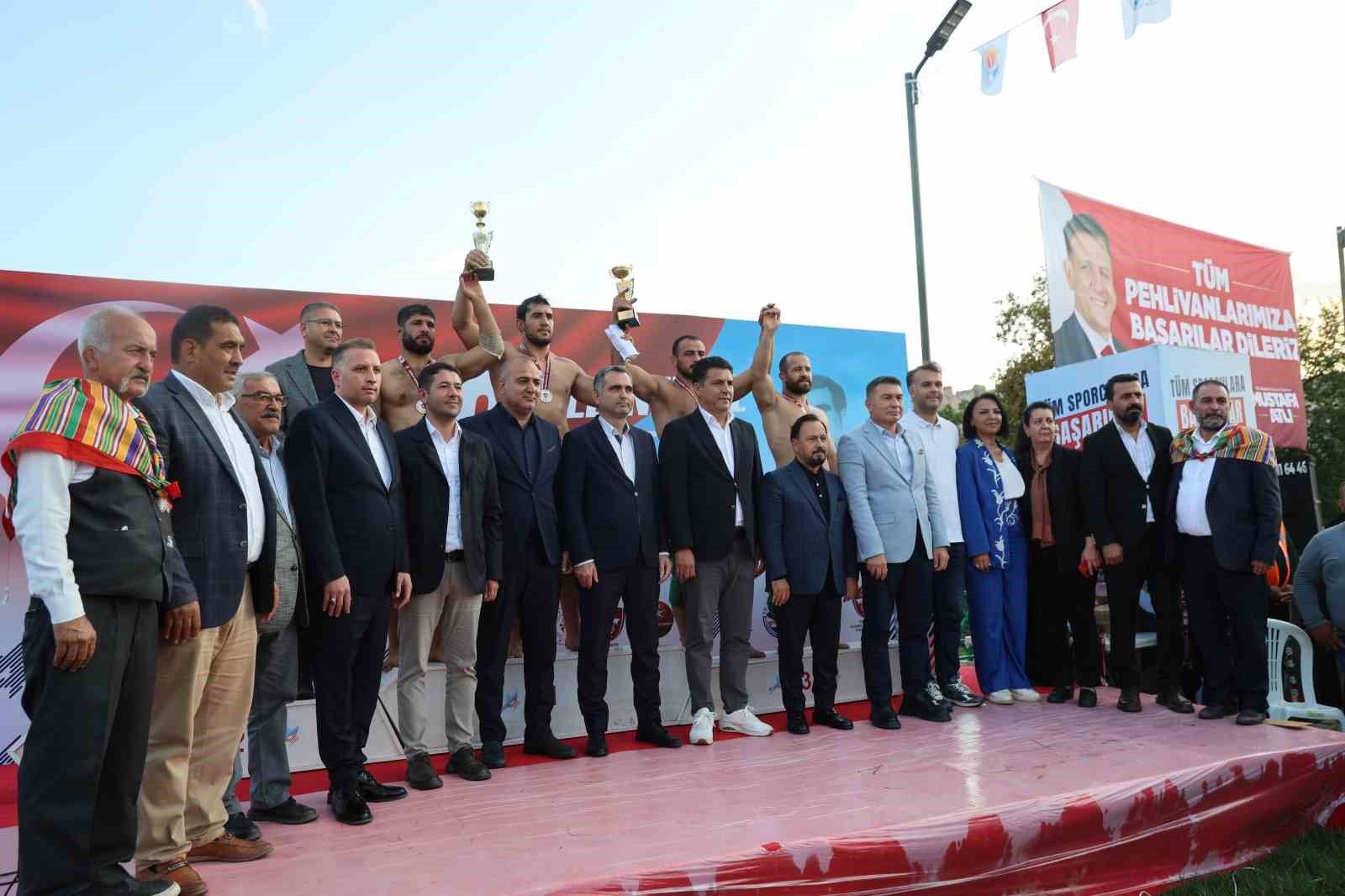 Kozan’da Er Meydanının Yeni Şampiyonu Belli Oldu!